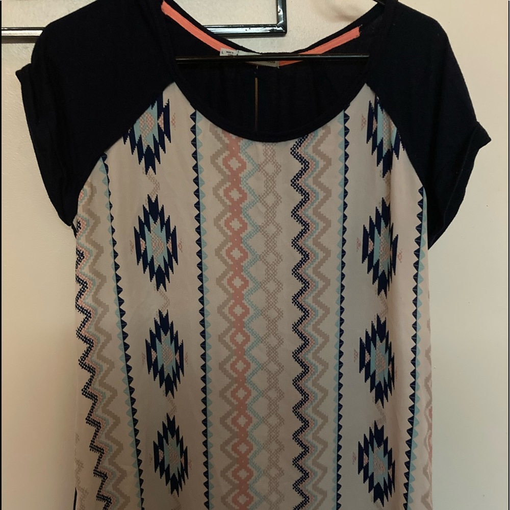 Maurice’s woman’s shirt